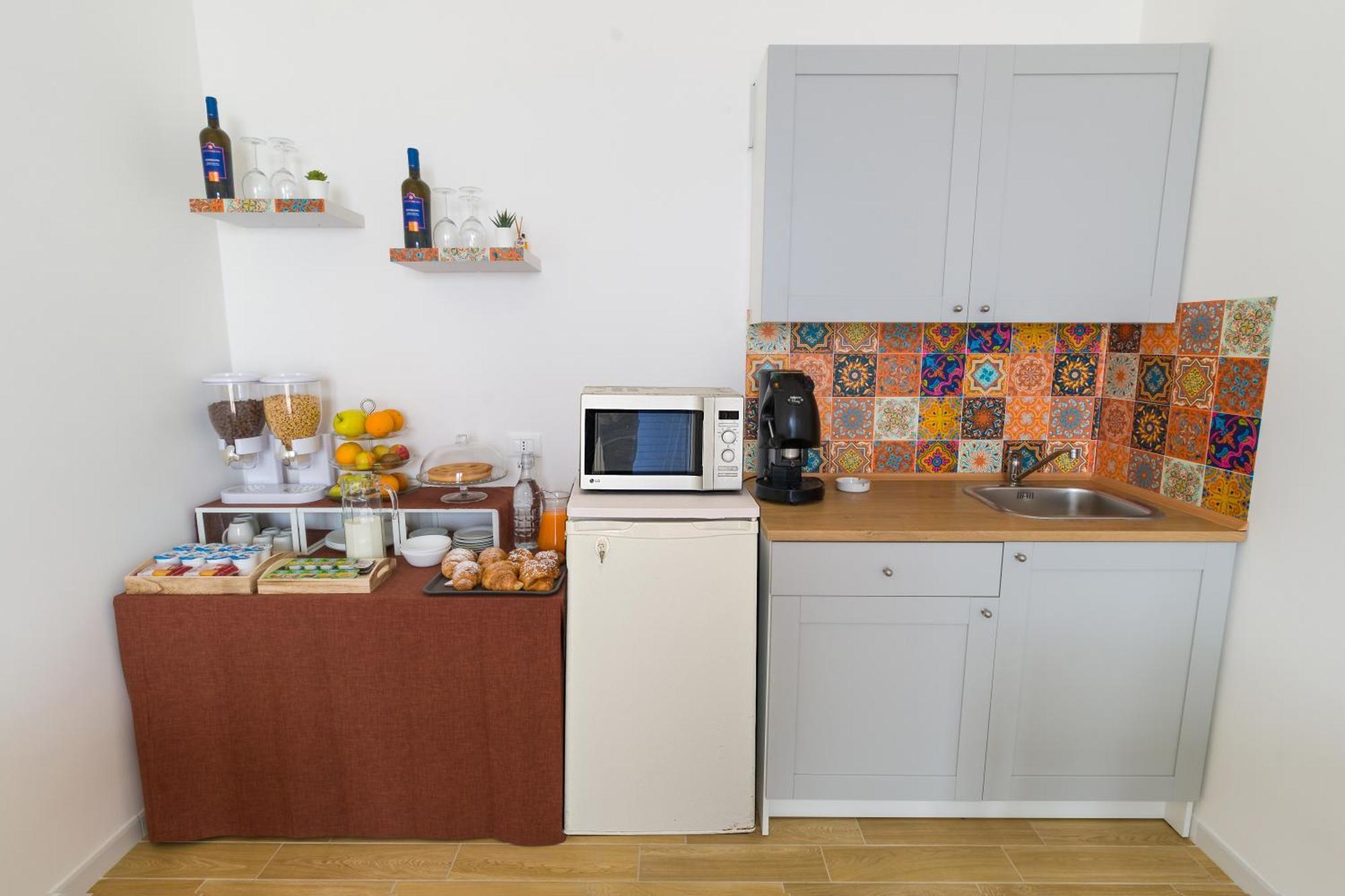 トラーパニ Stabile Hospitality Bed & Breakfast エクステリア 写真