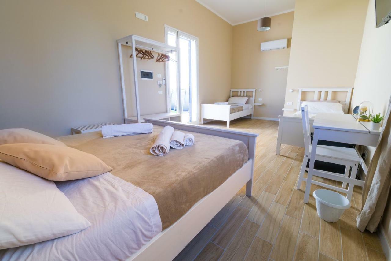 トラーパニ Stabile Hospitality Bed & Breakfast エクステリア 写真