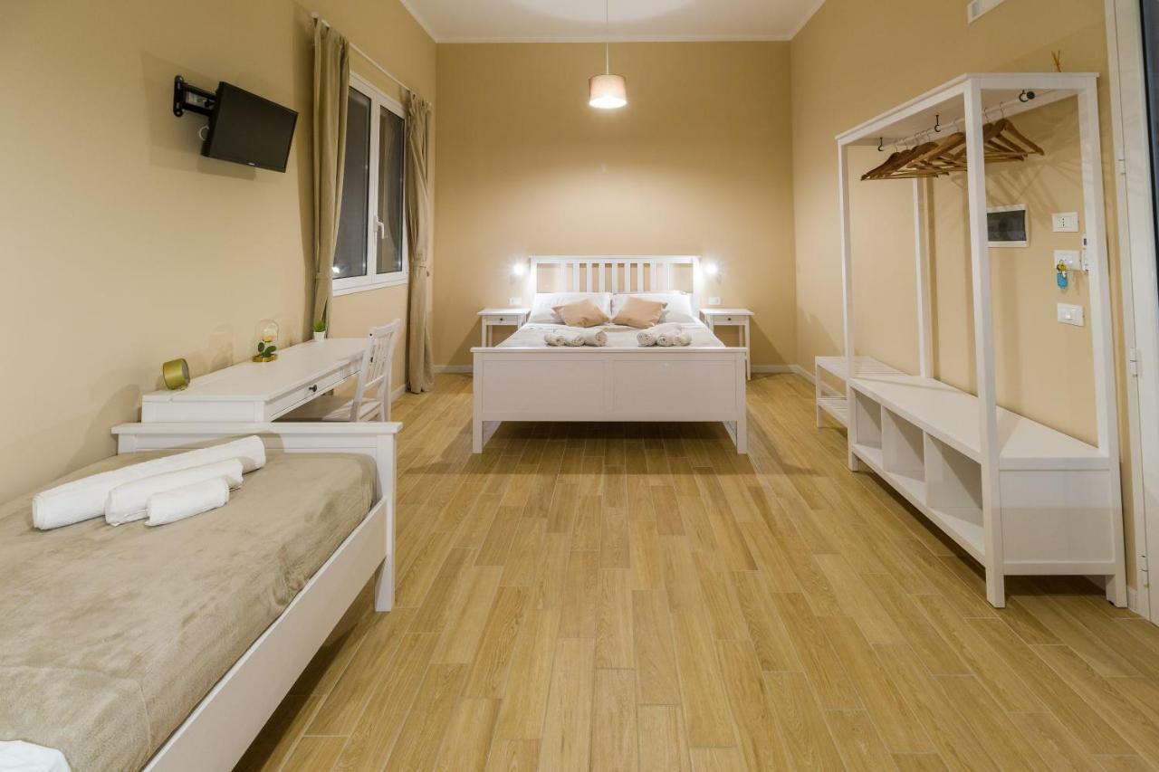 トラーパニ Stabile Hospitality Bed & Breakfast エクステリア 写真