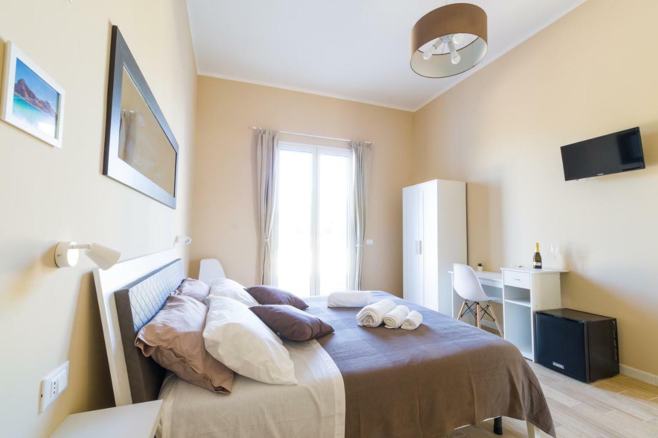 トラーパニ Stabile Hospitality Bed & Breakfast エクステリア 写真