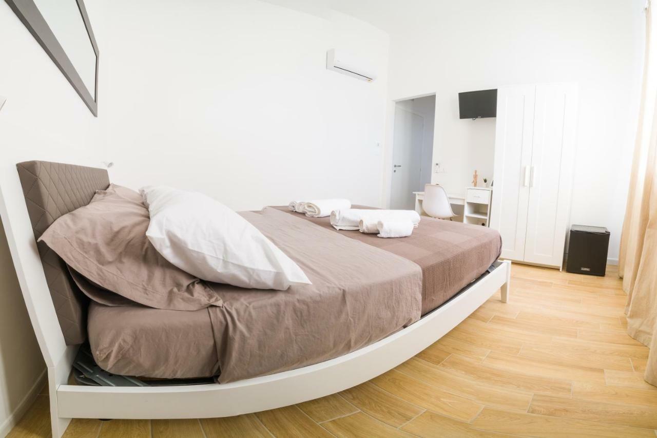トラーパニ Stabile Hospitality Bed & Breakfast エクステリア 写真